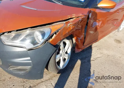 2012 Hyundai Veloster Base W/Black from USA, damaged, VIN KMHTC6AD9CU026629